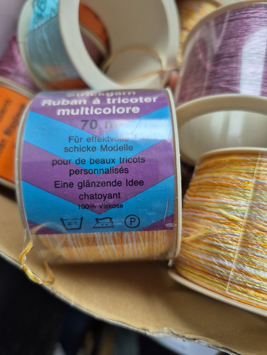 Wolle: effekt-garn  – Neu und originalverpackt aus Obermumpf von Dadacaramel 2