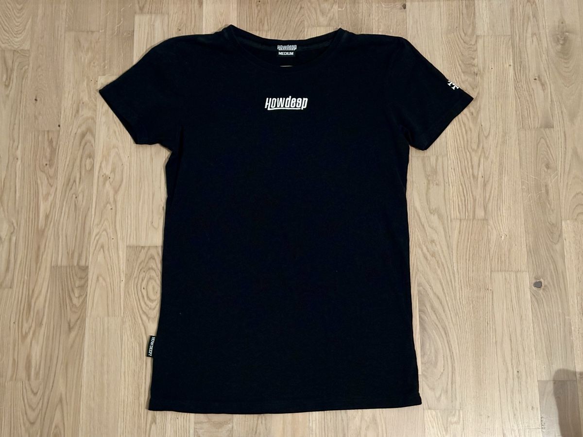 T-shirt: HOWDEEP Felge T-Shirt – Usato da Sissach venduto da MaPug 1