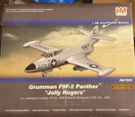 F9F-2 Panther VF-61 Jolly Rogers 1:48 U.S. Navy Hobby Master