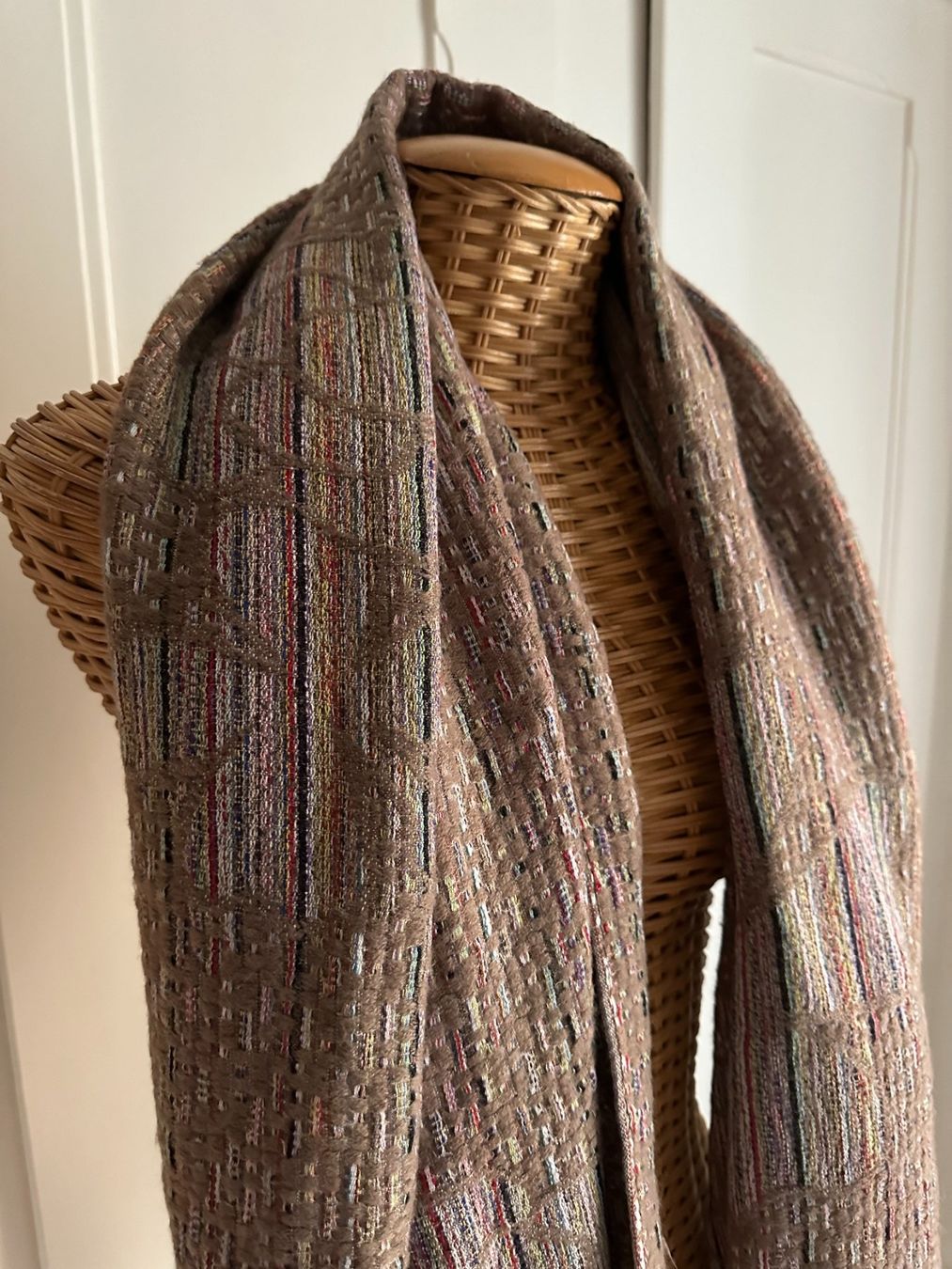 Foulards & écharpes: Schal braun gemustert – D'occasion à Zürich par Diazaio 1