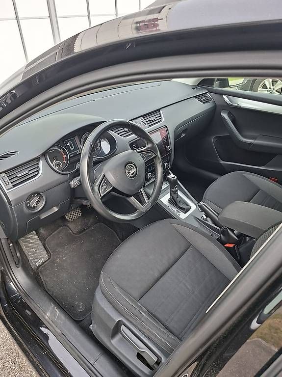 Automobili: Schöner Skoda Octavia – Usato da St. Antoni venduto da Menzce 1