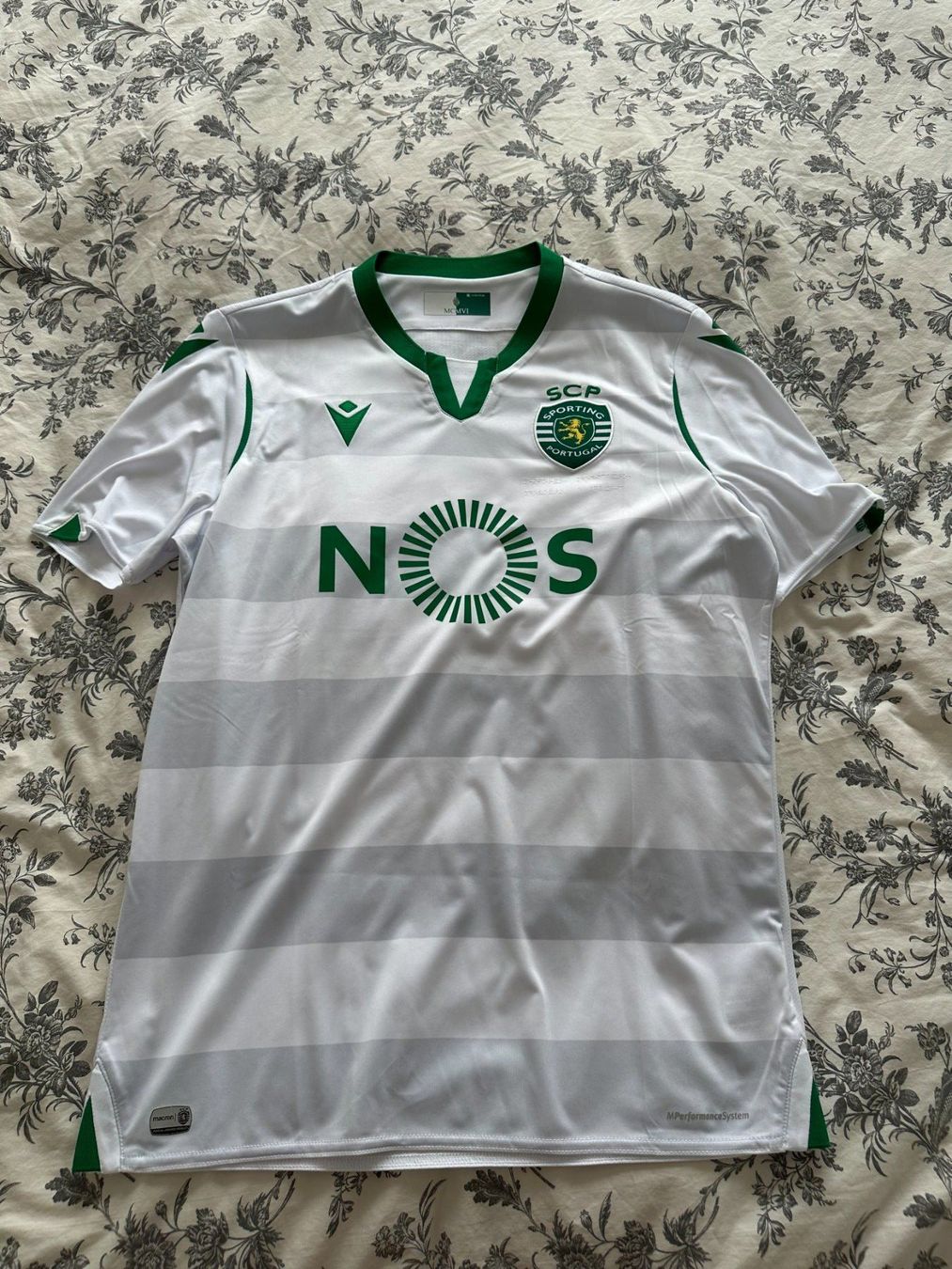 Canottiere & Pantaloni: Macron Maillot Sporting CP 19-20 Third M – Usato da Lausanne venduto da PeixotoBruno