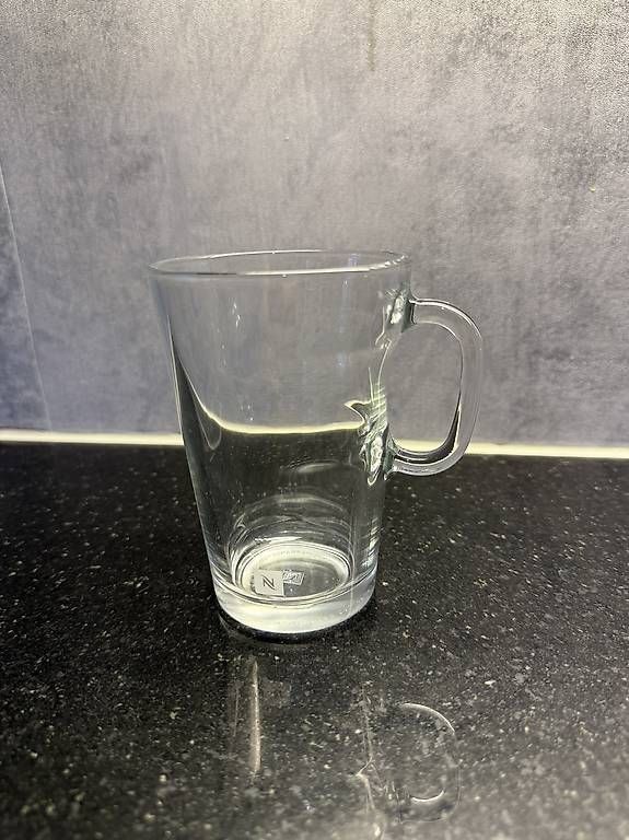 Tazze: GLASBECHER MIT HENKEL VON NESPRESSO – Usato da Winterthur venduto da fij_f65r 1