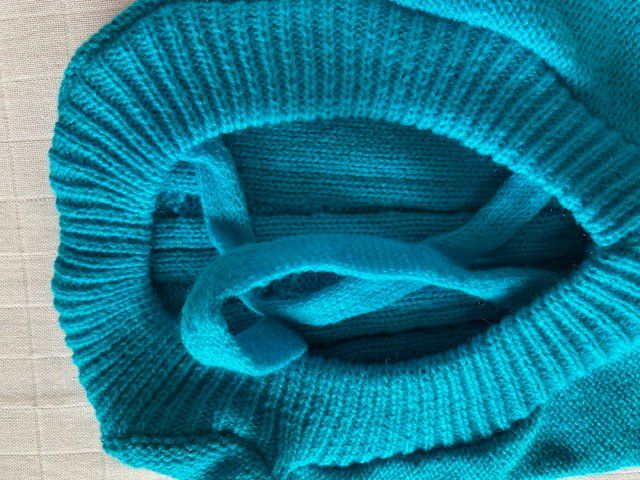 Maglioni & Felpe: Pullover Türkis verschiedene Grössen – Nuovo e nell'imballaggio originale da Matt venduto da Westigruppe 1