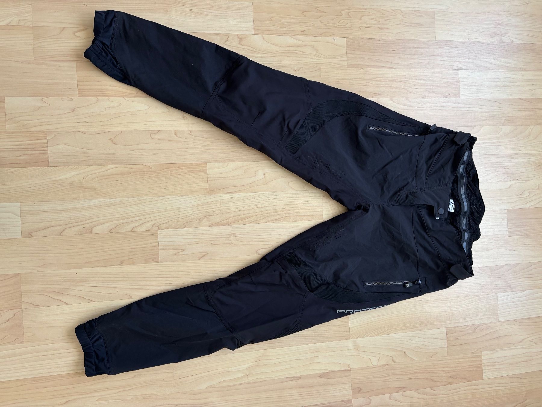 Pantaloni: PROTECTIVE P-DIRTY MAGIC Trail-/Downhillhose Damen Gr. 42 – Usato da Rotkreuz venduto da Bonito77 2