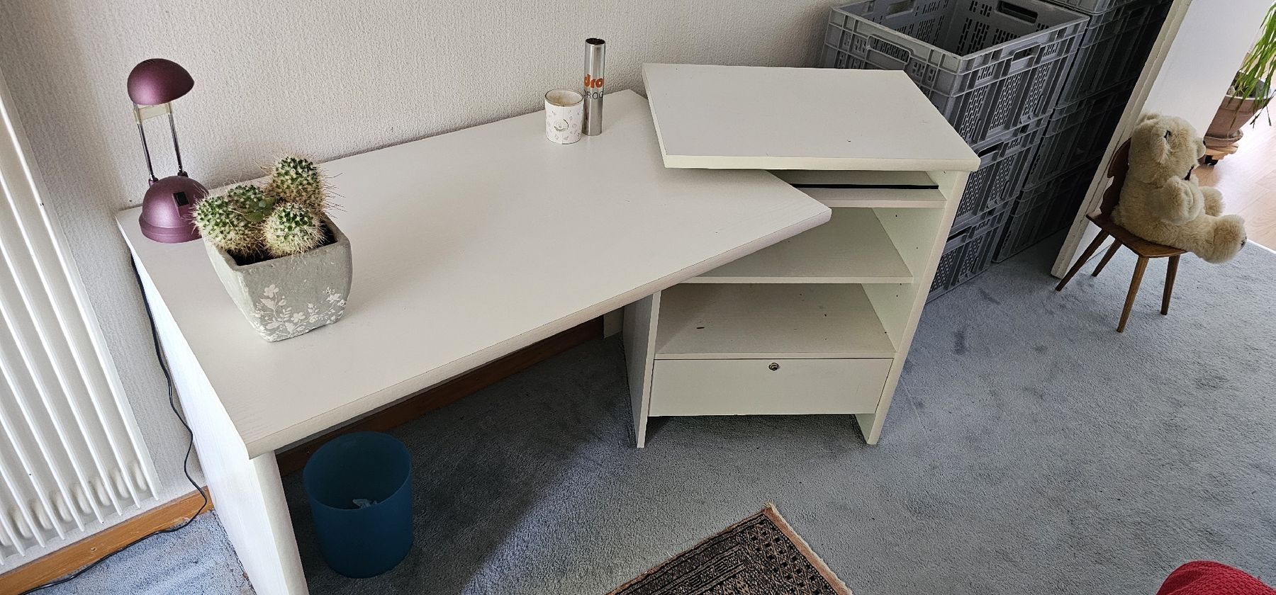 Schreibtische: kleines Pult  – Gebraucht aus Graben von Roliboy68