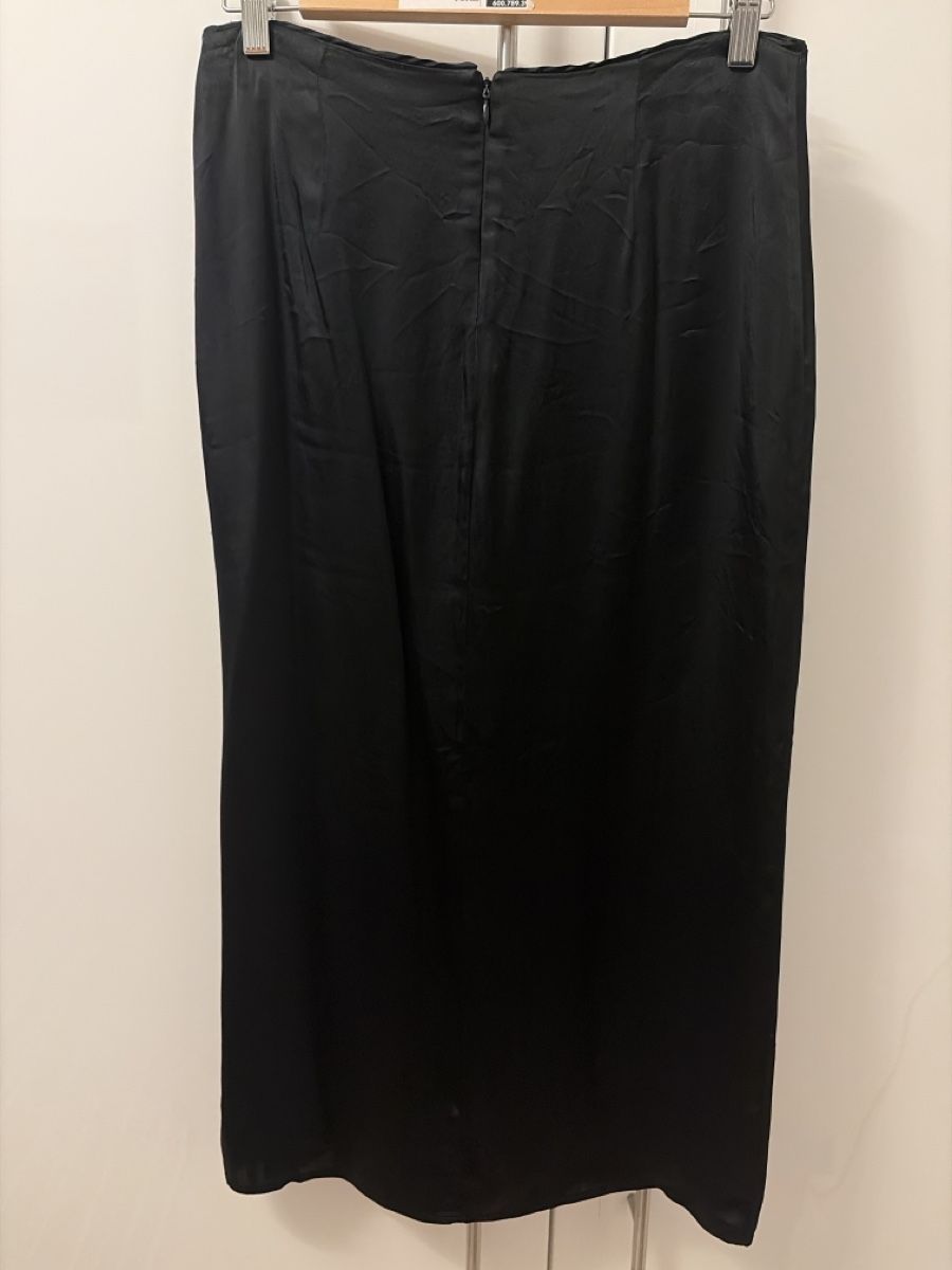Zara Gonne: Black Midi Skirt with Slit - Zara – Usato da Zürich venduto da cme_ft9l 4