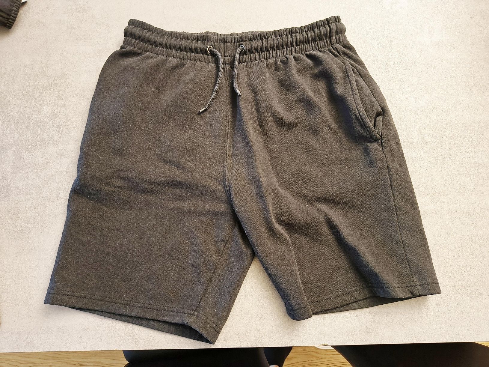 Primark Hosen: Pantaloncini uomo Primark neri – Neu (gemäss Beschreibung) aus Pregassona von tec_gdd7