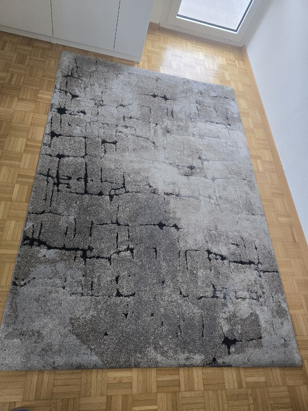 Tapis: Teppich 160x230cm, Grau mit Struktur – D'occasion à Zollikon par C.fromParis 2