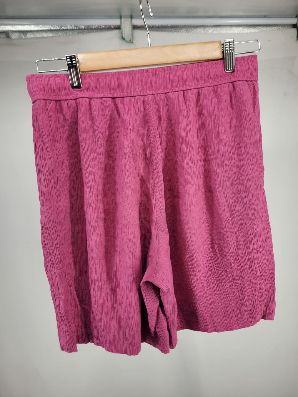 C&A Pantaloni: C&A short pink 38 – Usato da Lausanne venduto da PlusValue_Lausanne