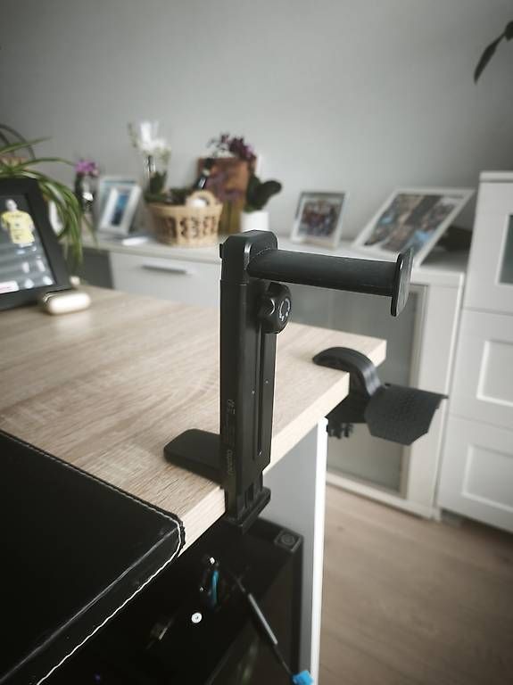 Altro in Decorazioni & Accessori: Headset Ständer – Usato da Frauenfeld venduto da Jannicstrc