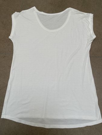T Shirt weiß, leicht transparent