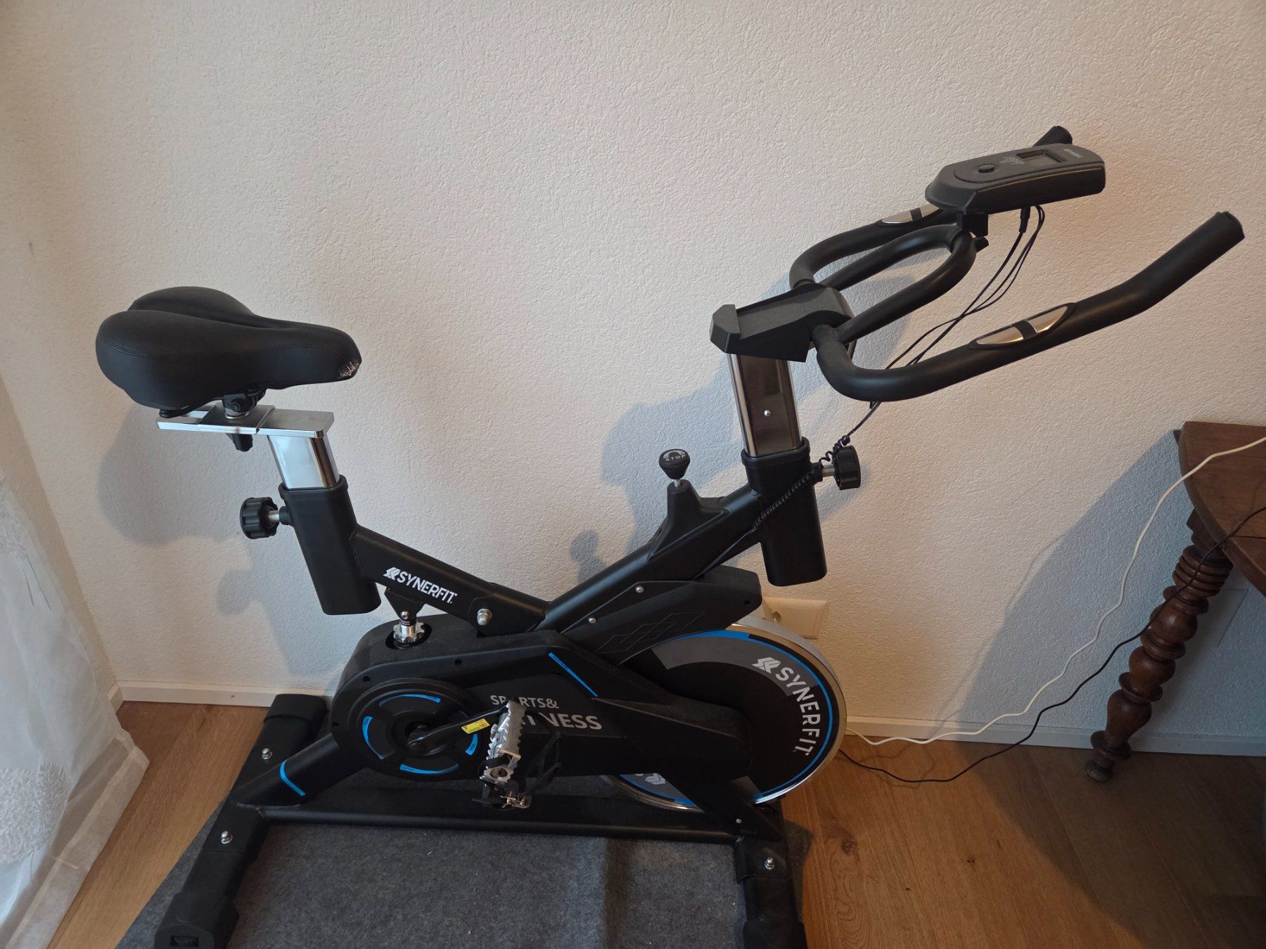 Velos: Vélo d'appartement – Gebraucht aus Cressier FR von vir_m59j