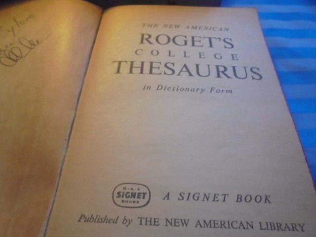 Libri: Roget's COLLEGE Thesaurus – Usato da Hinwil venduto da Glasperlen 2