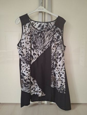 Sommerliches Top mit speziellem Design, Grosse Grössen