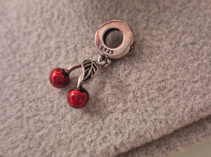 Ciondoli: Silber Charm Kirschen rot +Garantie – Nuovo (secondo la descrizione) da Rotkreuz venduto da Carbone_Bijou-Shop 3