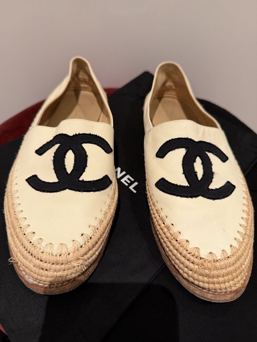 Chanel Scarpe da donna: Chanel Espadrille Gr. 40 – Usato da Kilchberg ZH venduto da Lisavivienne