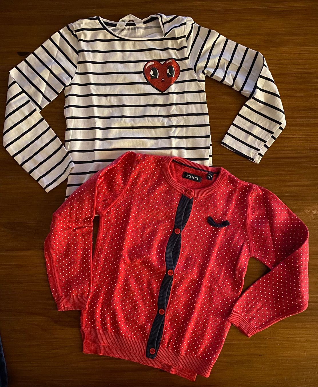 Lotti & Set di vestiti: Kleiderpaket für Mädchen - Größe 110 – Usato da Urdorf venduto da Bets4 1