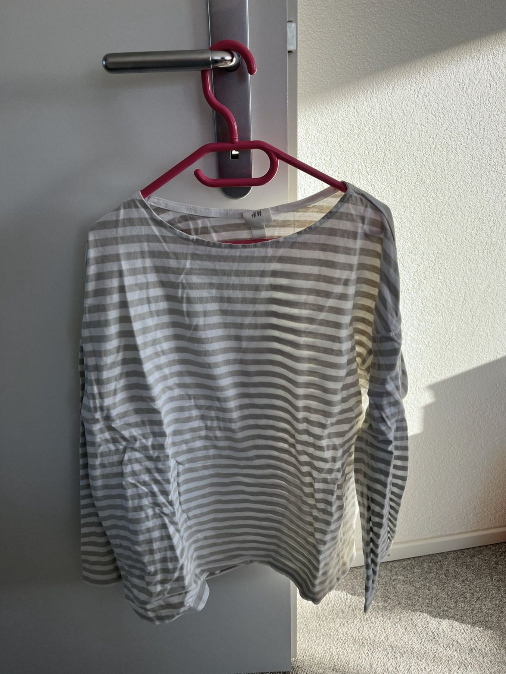 H&M T-shirt: Langarmshirt – Usato da Sulgen venduto da Costadi