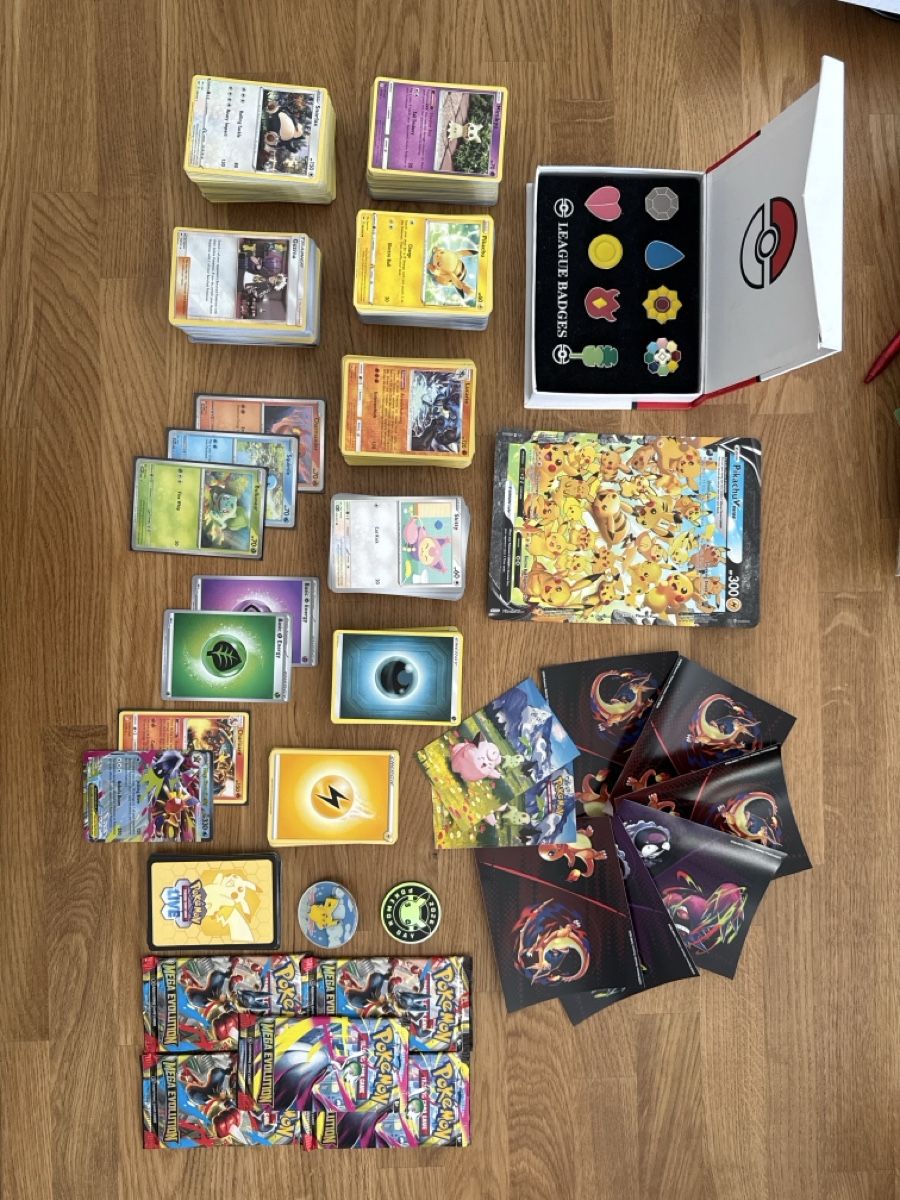 Pokémon Carte collezionabili: Pokemon Sammlung - Karten, Pins, Sticker, sealed Booster – Nuovo (secondo la descrizione) da Amriswil venduto da sim_nlb6
