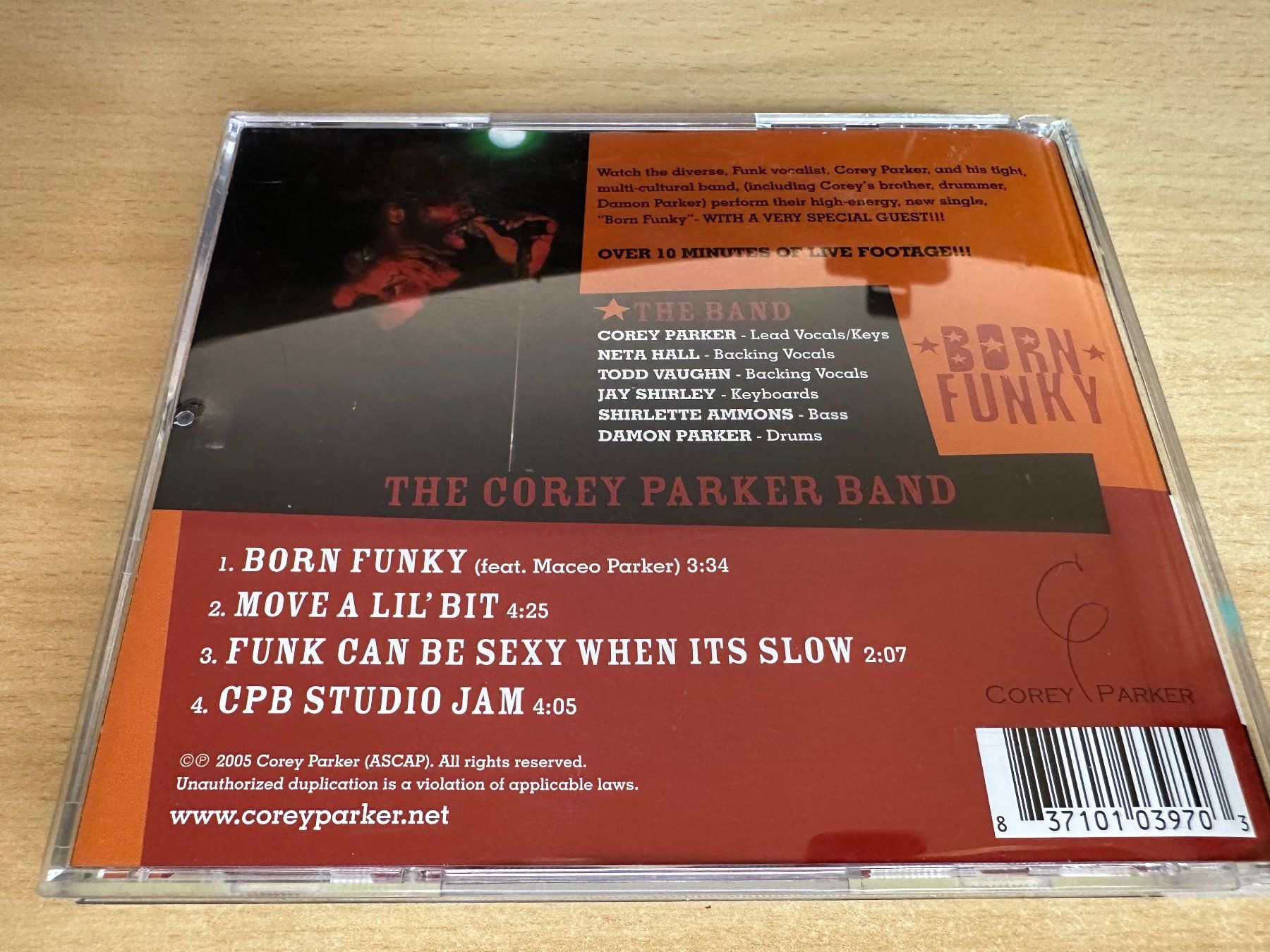 CDs: Corey Parker – Born Funky - CD & DVD – D'occasion à Rikon im Tösstal par Alpenmutz 1