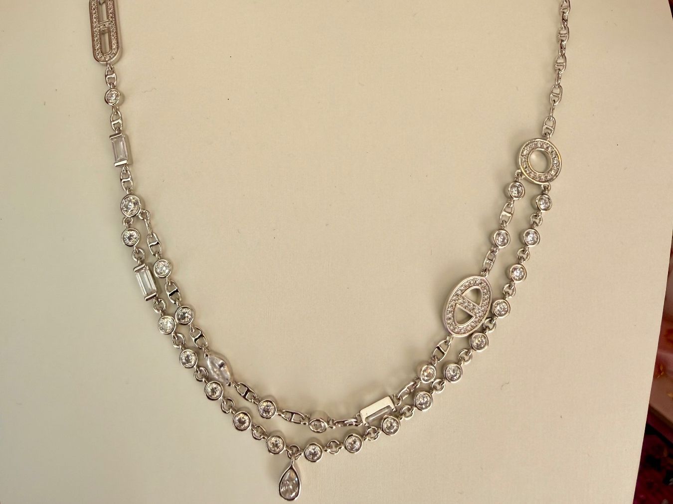 Catenine: Collier Nébuleuse d’Argent – Nuovo e nell'imballaggio originale da St-Maurice venduto da Sandrinette123 1