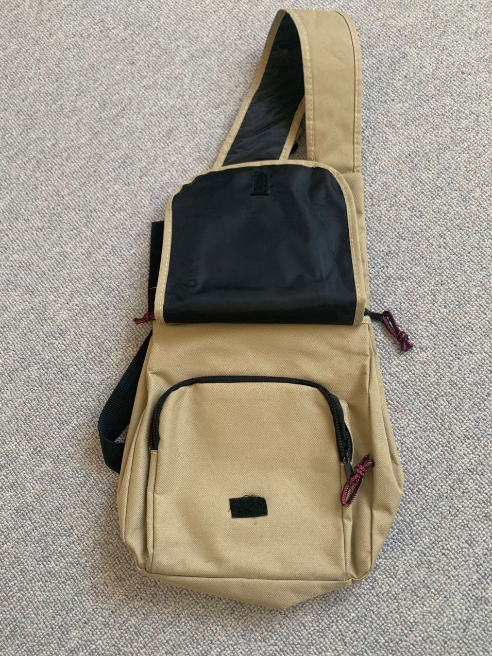 Eastpak Zaini: Eastpak Umhaengetasche – Usato da Embrach venduto da korbflechter49 2