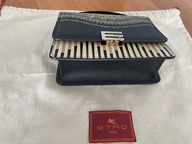 Etro Borse da donna: Schöne ETRO Tasche mit Paisley-Muster – Nuovo (secondo la descrizione) da Unterengstringen venduto da Petteri02 3