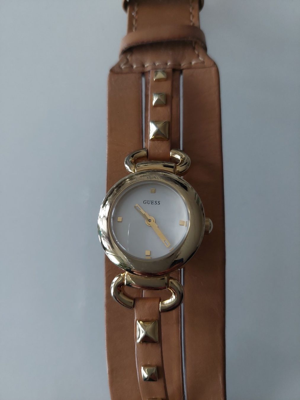 Guess Orologi: Guess Uhr Leder Original – Usato da Worben venduto da AlliaB