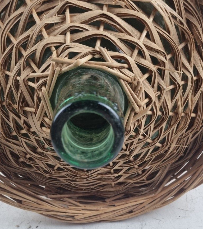 Bottiglie: Schöne alte dekorative Korbflasche – Usato da Flums venduto da Flumsantik 7