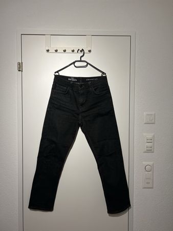 Schwarze Jeans