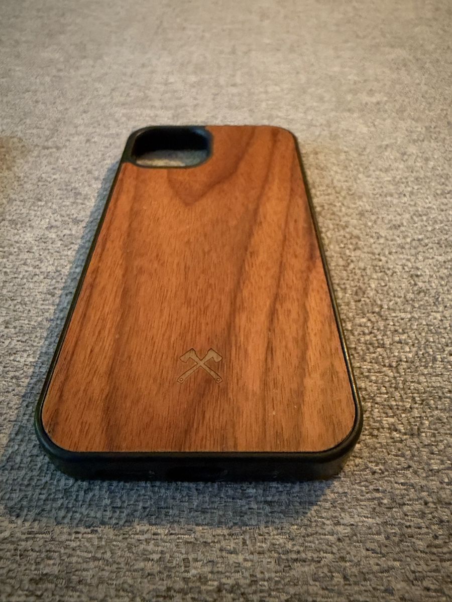 Apple Telefoni cellulari / Smartphones: Iphone 13 128 GB Blau mit Nussbaumfurnier Hülle – Usato da Einigen venduto da yamaha113 5