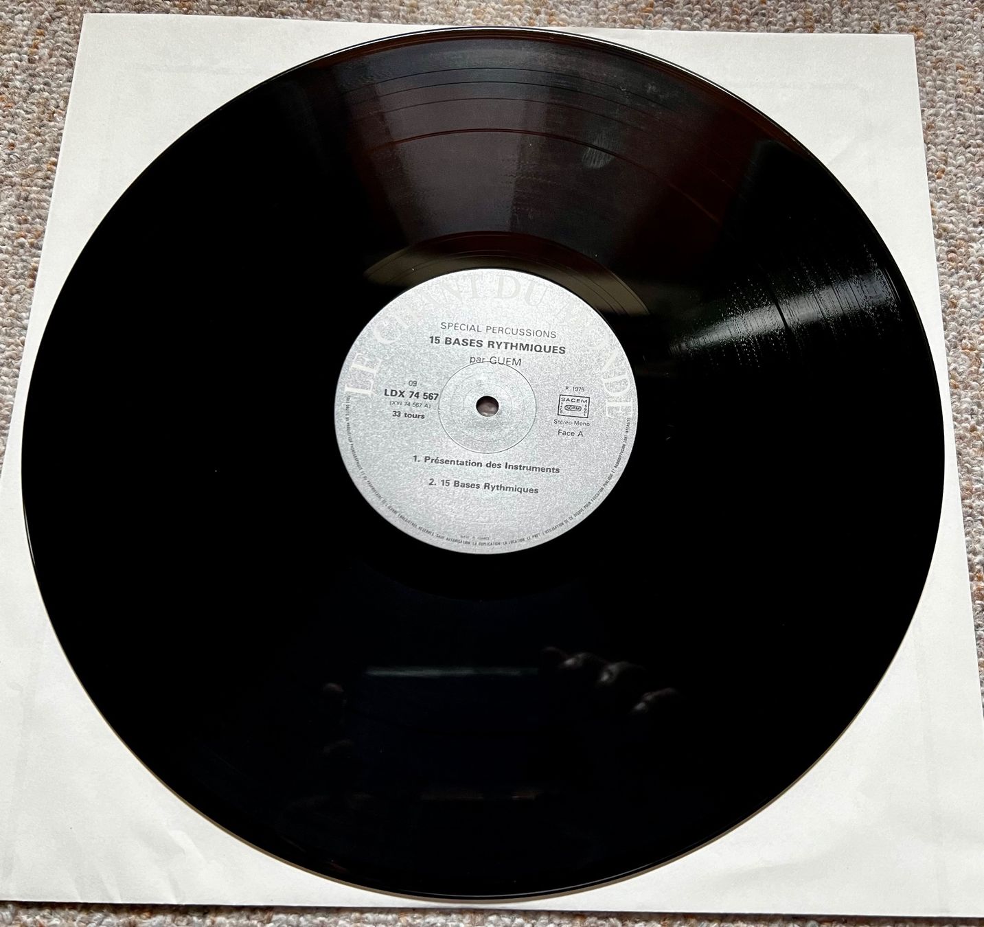 Dischi in vinile: LP Percussions Afro-Cuban Free Improvisation Guem Spécial – Nuovo (secondo la descrizione) da Unterseen venduto da vinylmore 1