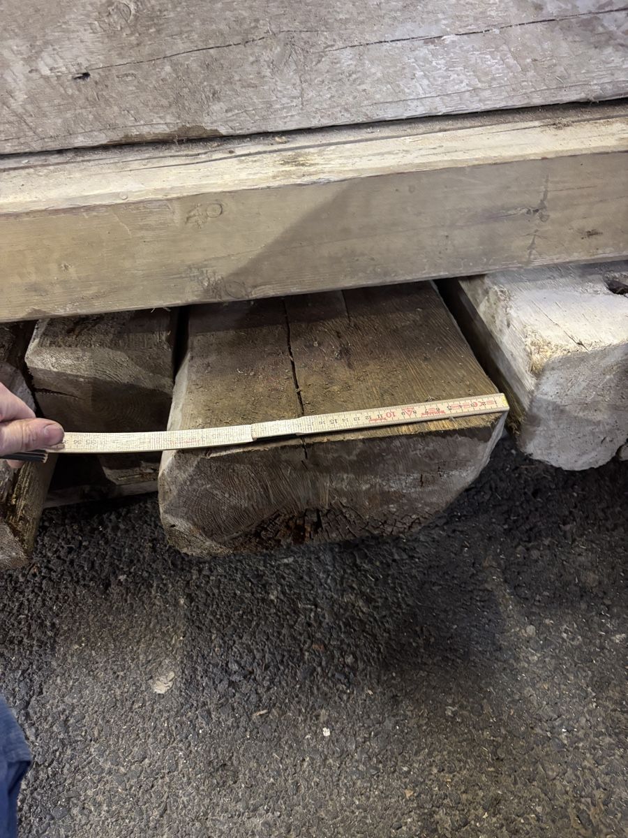 Articoli in legno: Altholz balken – Usato da Turbenthal venduto da inf_77rq 2