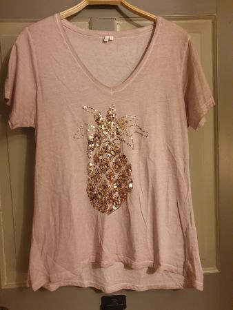 Tolles Shirt mit Ananas in Rosa Gr. XL (klein)