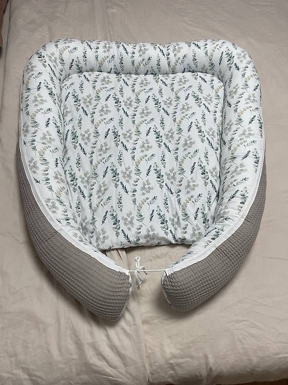 Coussins: Babynest Eukalyptus  handgefertigt – D'occasion à Glis par SabrinaXA