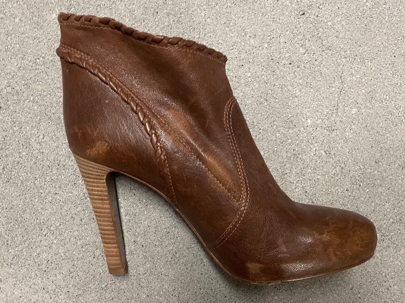 Hugo Boss Scarpe da donna: Stiefelette – Usato da oetwil an der limmat venduto da Nazeb