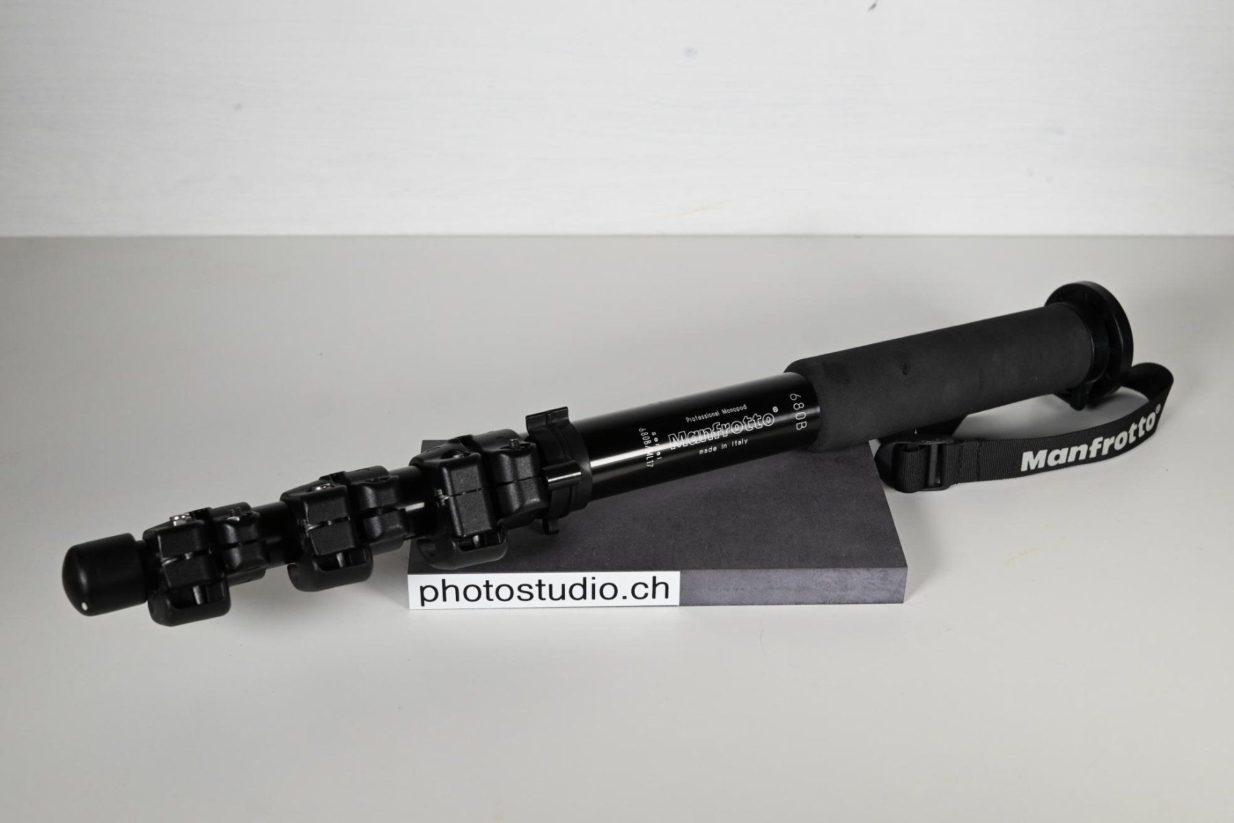 Manfrotto Treppiedi & Teste: Manfrotto 680B Einbeinstativ / Monopod – Usato da Wikon venduto da digital4you 1