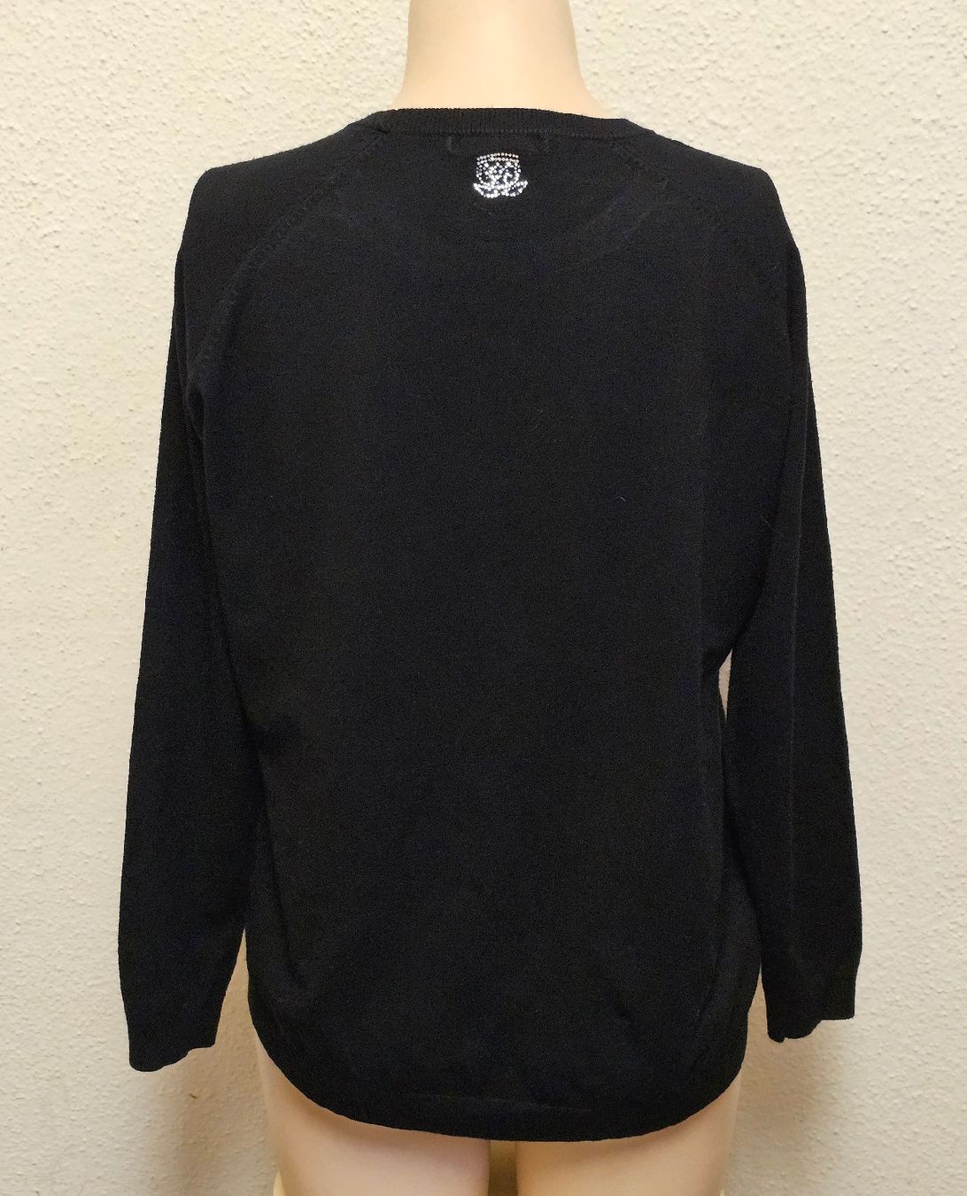 Navyboot Maglioni & Felpe: NAVYBOOT Damen Pullover Gr. L Schwarz Viskose Feinstrick Str – Usato da Urdorf venduto da ole_mrp9 2