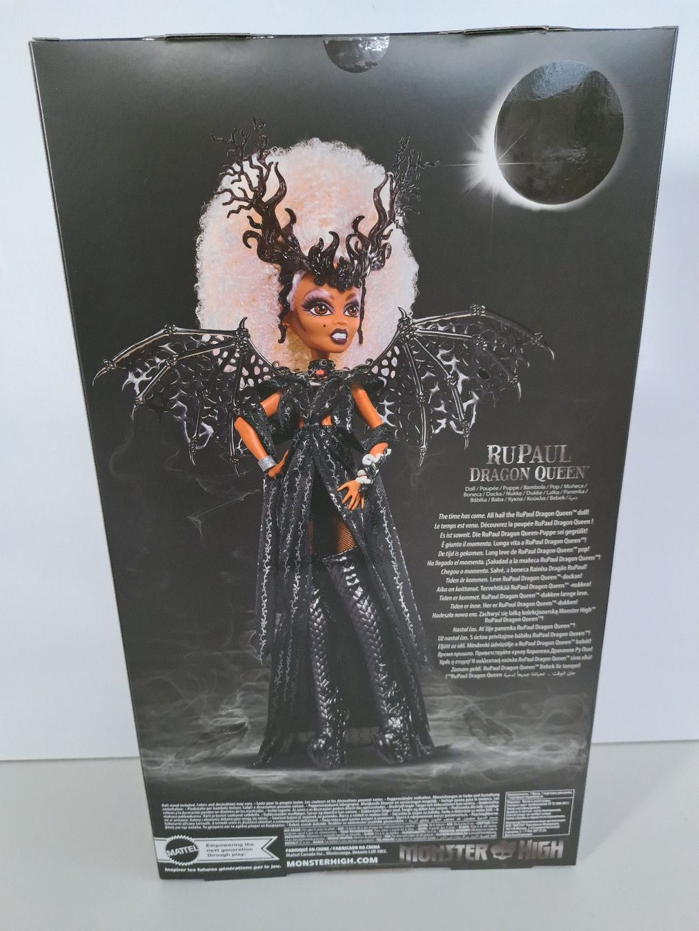 Bambole: Monster High RuPaul Dragon Queen Puppe – Nuovo e nell'imballaggio originale da Igis venduto da magneto_hg 1