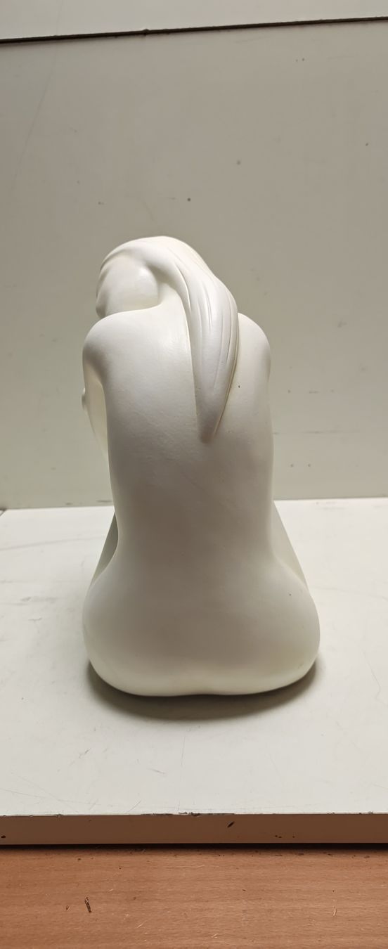 Sculture & Statue: Frauenfigur eventuell Keramik.(nov845) – Usato da Künten venduto da Schnaepplihuus 2