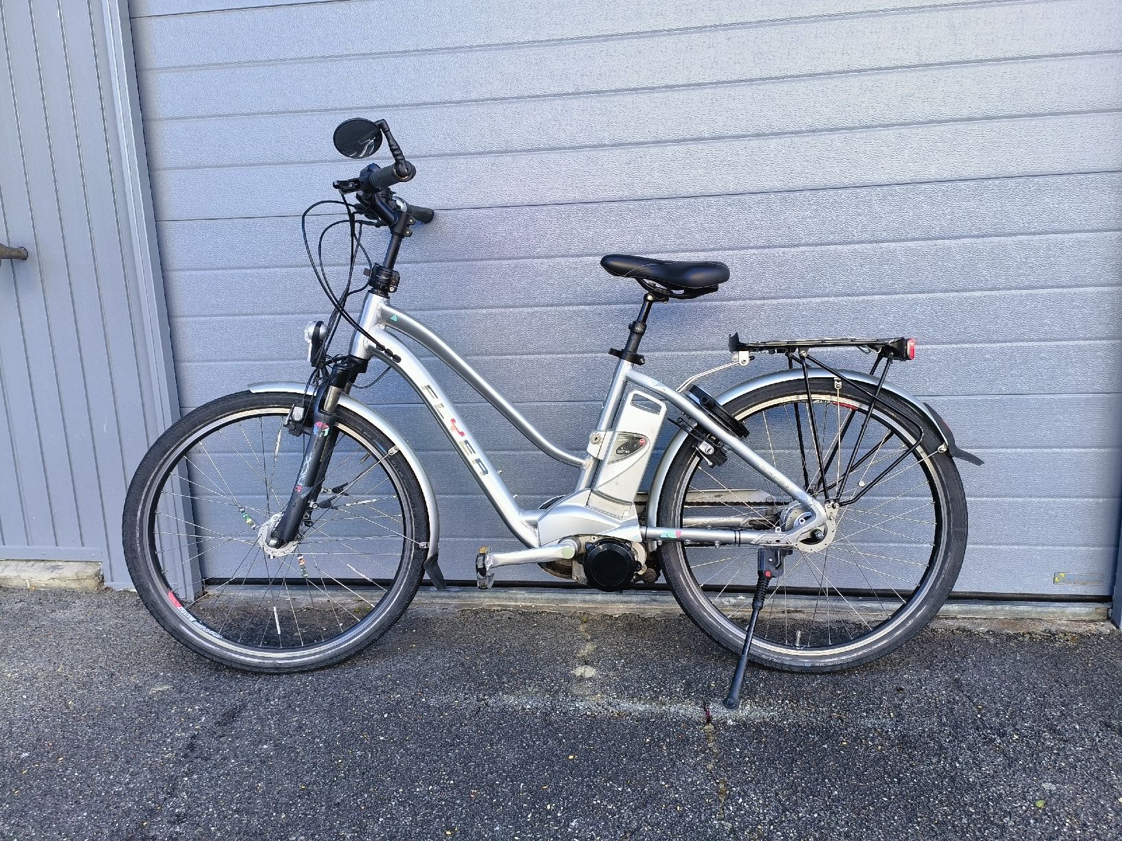 Flyer Biciclette: E Velo Flyer 36 Wolt ( Defekt) – Usato da Trimbach venduto da kar_2m7z