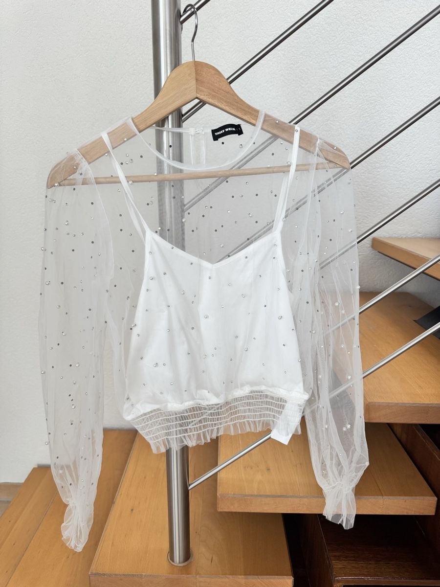 Top: Top blanc avec perle et strass – Nuovo (secondo la descrizione) da Lonay venduto da nei_79jc