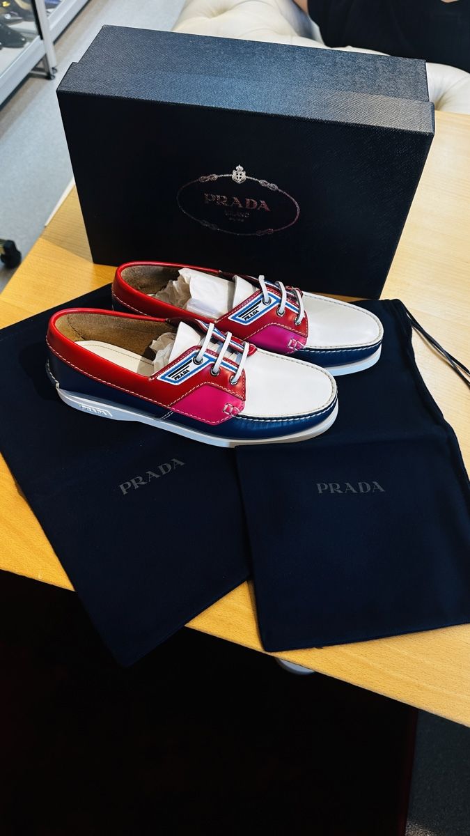 Prada Scarpe da uomo: Prada Herren Schuhe NP 640.- – Nuovo e nell'imballaggio originale da Lachen SZ venduto da HelvetiaLuxury