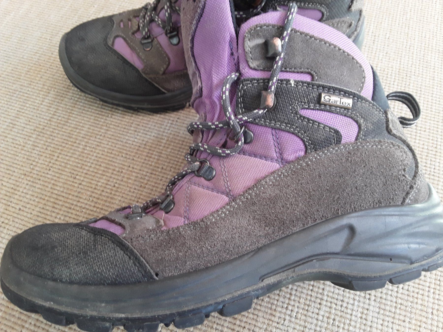 Scarpe per ragazze: Wanderschuhe Gar Tex Gr .35 – Usato da Heimberg venduto da Samprof 6