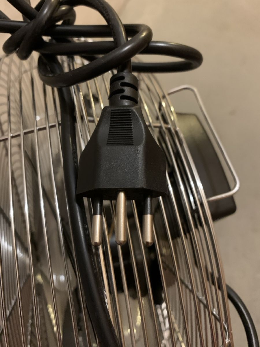 Ventilatoren: Grosser Ventilator, 100 W , Ø :50 cm – Gebraucht aus Romanshorn von Lilien03 2
