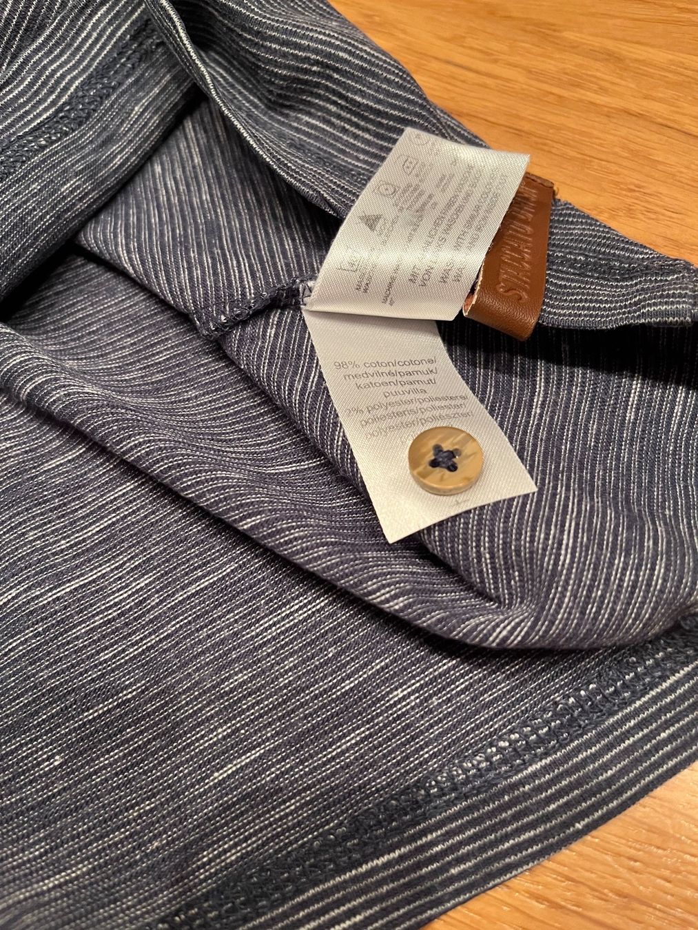 Camicette, T-shirt & Top: Staccato Langarmbluse 116-122 cm – Usato da Zürich venduto da asocaciu 3