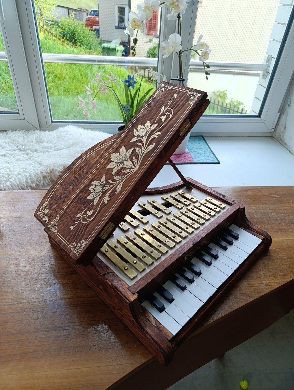 Strumenti musicali: Tastenglockenspiel aus Holz 2 Oktaven – Nuovo (secondo la descrizione) da Herisau venduto da kjs_lcs6