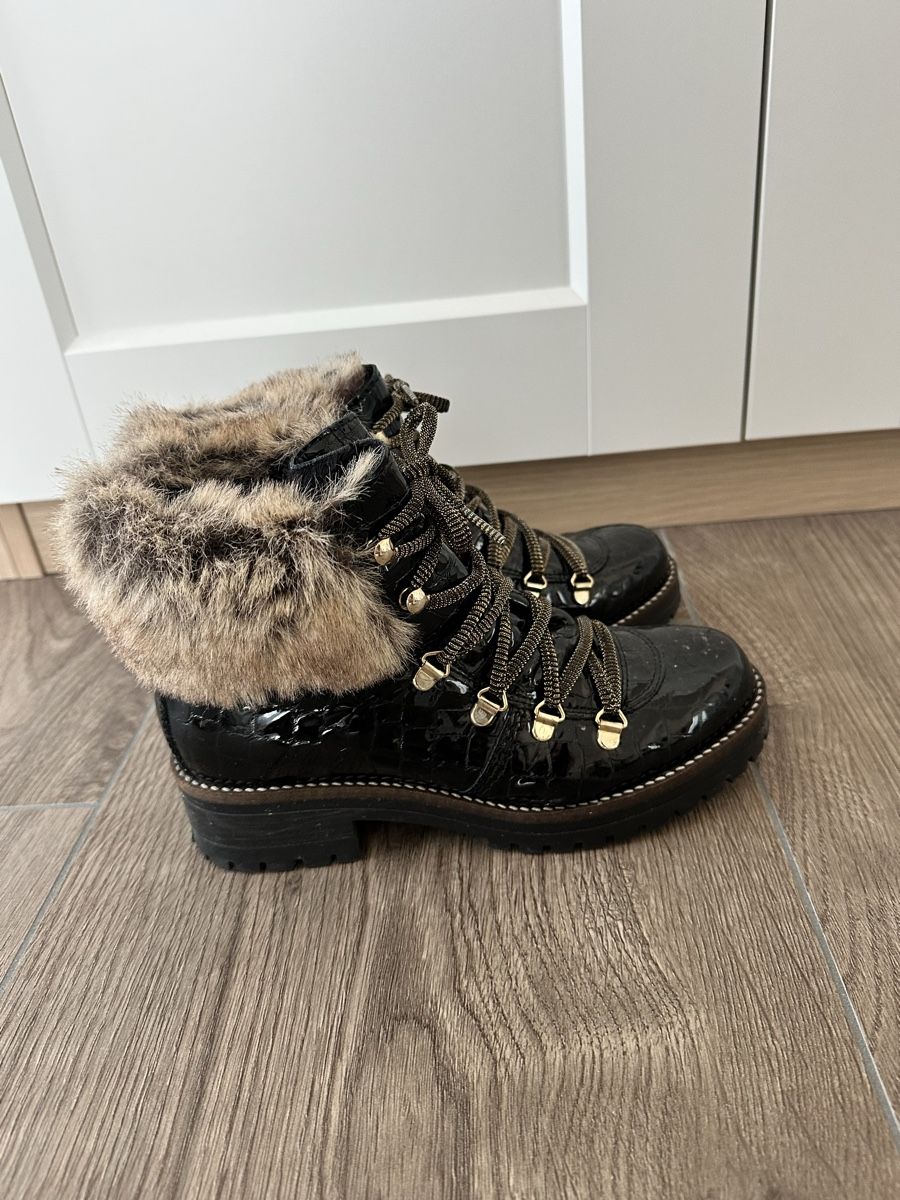 Tamaris Chaussures femmes: Stiefeletten Grösse 37 – D'occasion à Küsnacht ZH par adr_669g 1