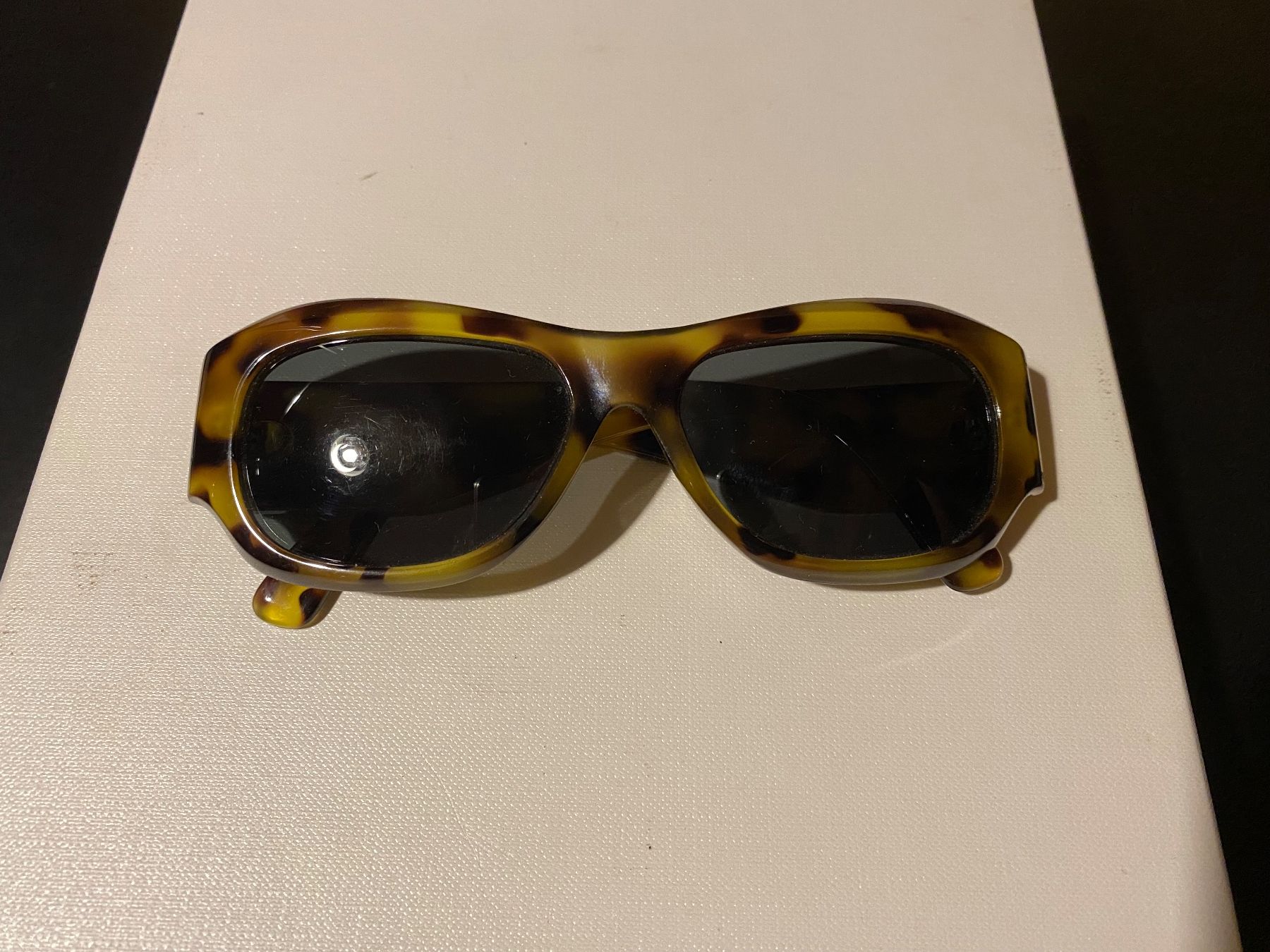 Versace Brillen & Gläser: Versace Sonnenbrille – Gebraucht aus Basel von lottalotta 2